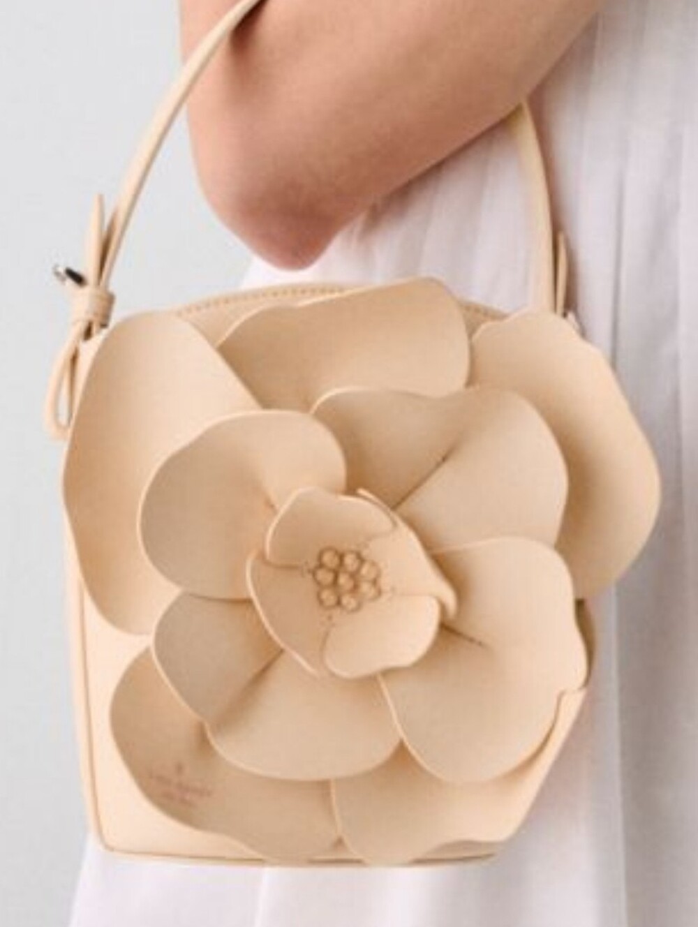 Kate Spade Flora Bucket Bag 3d Flower Leather Statement Novelty Floral Bag